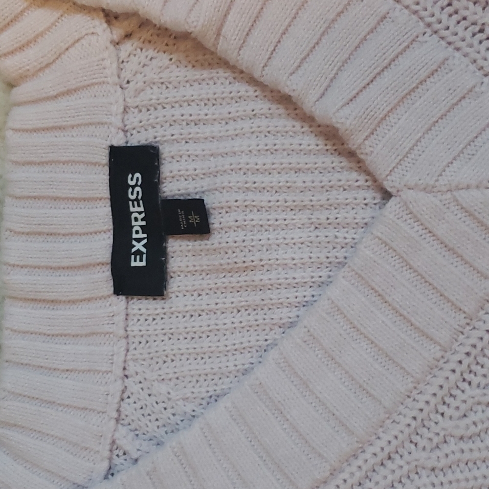 Express Sweater - Picture 2 of 4